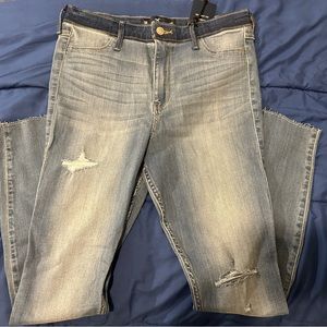 13R NWT hollister jeans